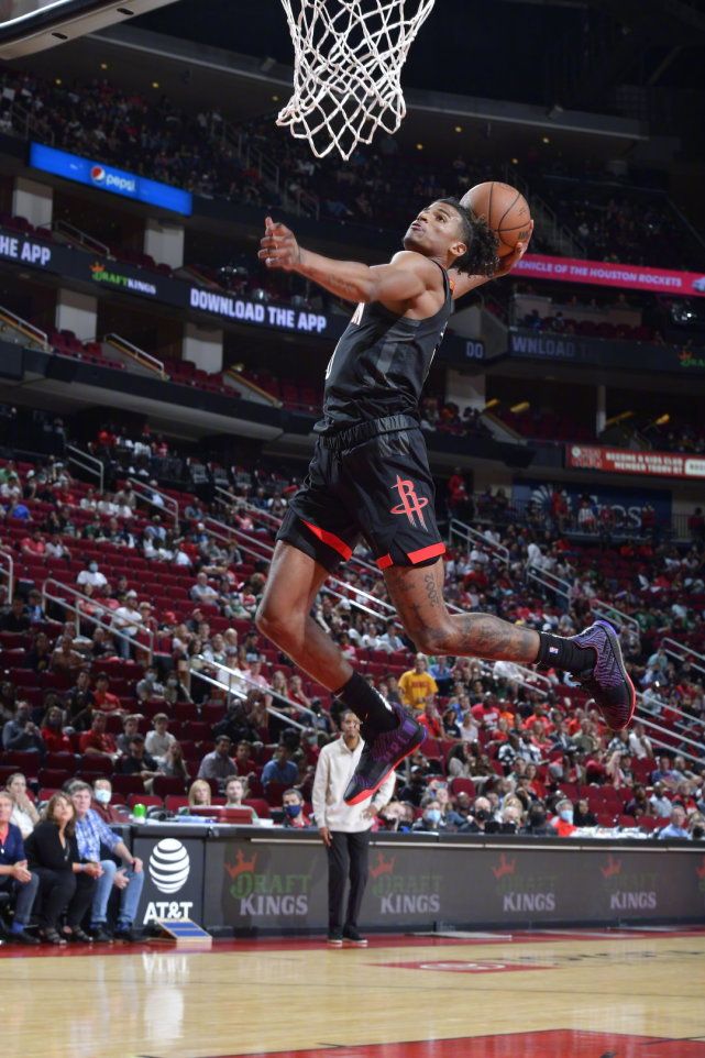 金年会-芝加哥公牛训练开放日；今夜再遭质疑引欢呼；NBA总决赛在即；年轻球员得到机会的简单介绍