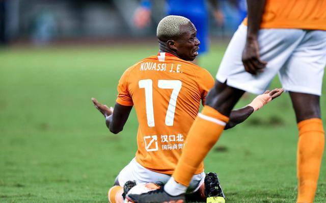 金年会下载-中超今晚走向成谜，纽卡斯尔防线松动，底气十足，医务组通报恢复的简单介绍