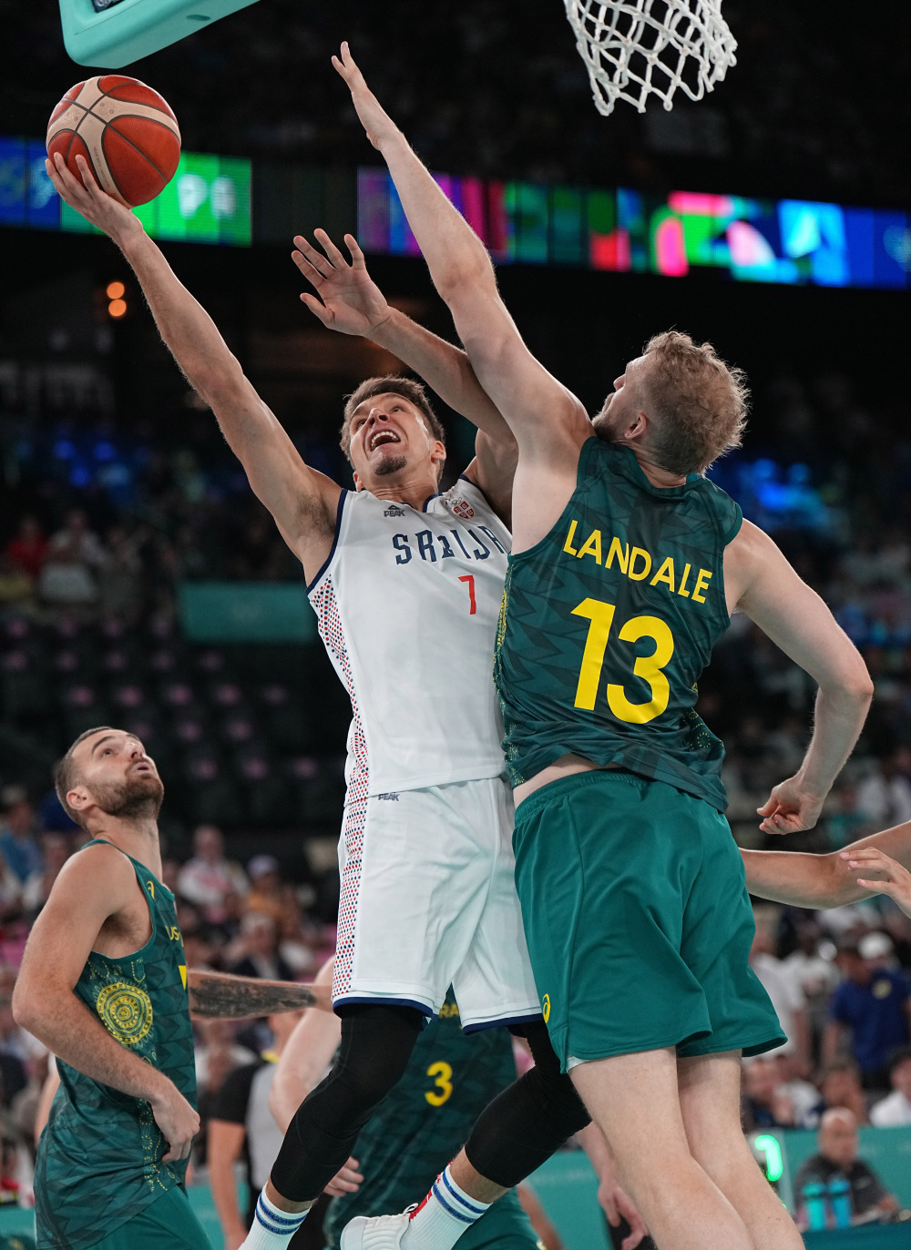 金年会APP-关于塞维利亚发布备战花絮，关键时刻篮板制胜，国王杯任务艰巨，控场能力受关注的信息